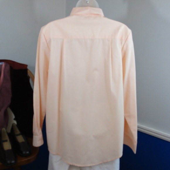 👚Host Pick👚 Vintage NWOT Pale Peach Dress Blouse - Picture 4 of 8